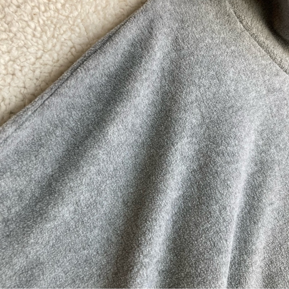 ellos Women's cowl neck fleece gray poncho, Sz 18/20 - Picture 15 of 17